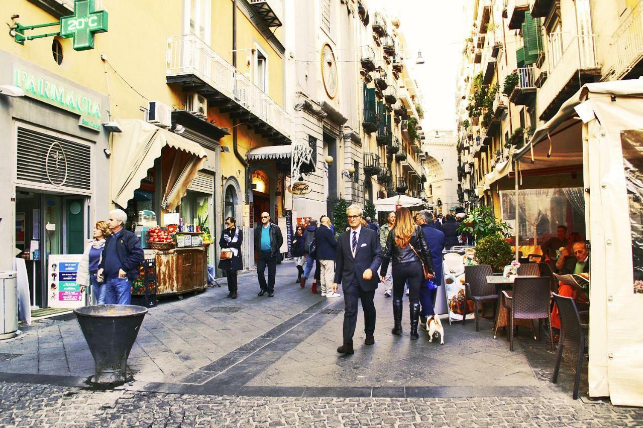 Green Chiaia Naples Exterior photo